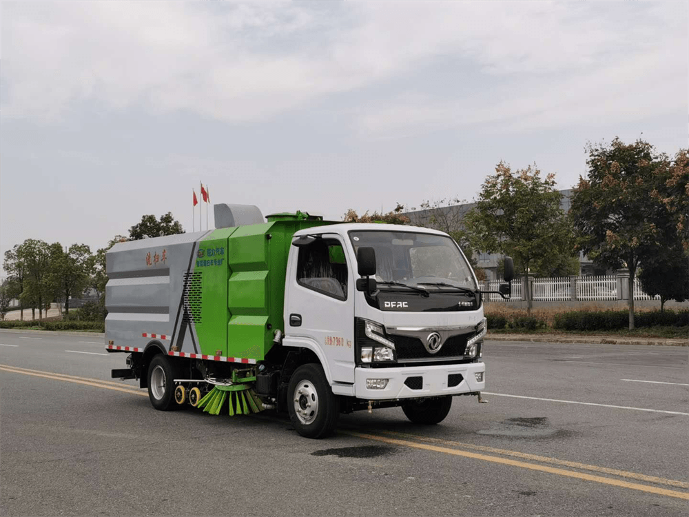 5方洗掃車-程力東風(fēng)福瑞卡道路清洗小型5方洗掃車廠家價(jià)格