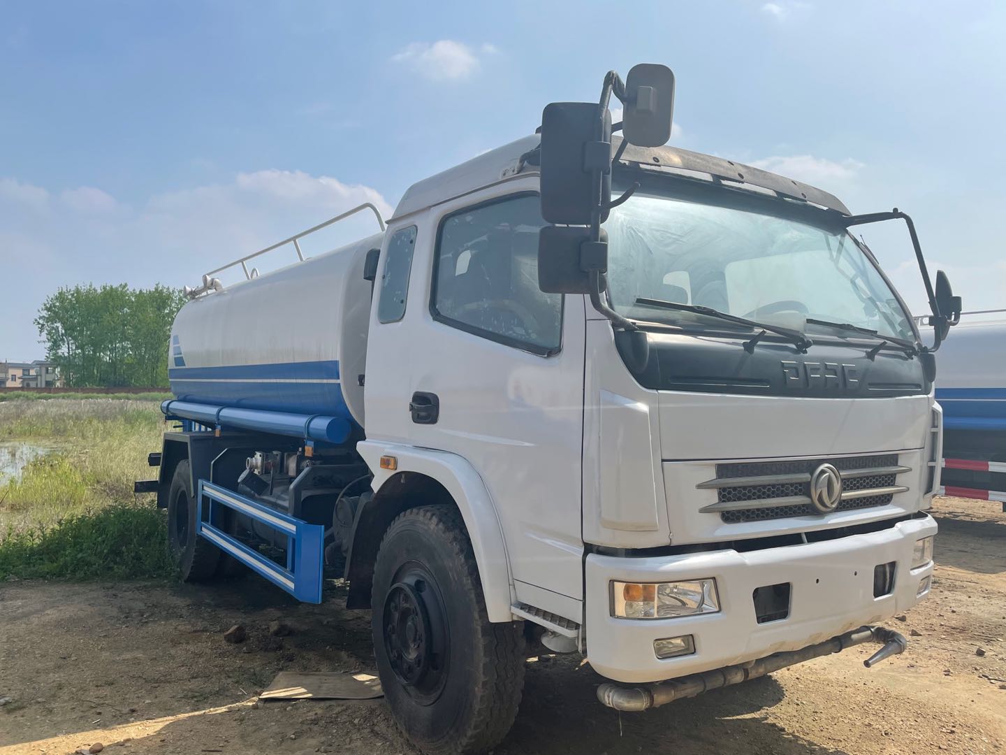二手10方灑水車 東風二手10方灑水車廠家現(xiàn)貨